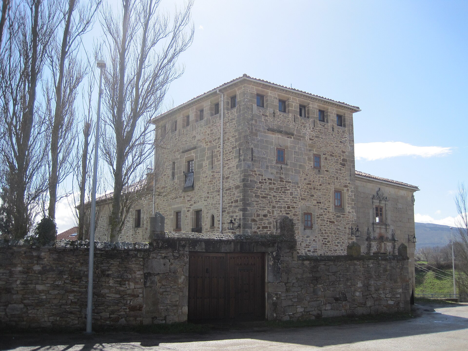 Fernández-Villa's Palace, Espinosa de los Monteros
