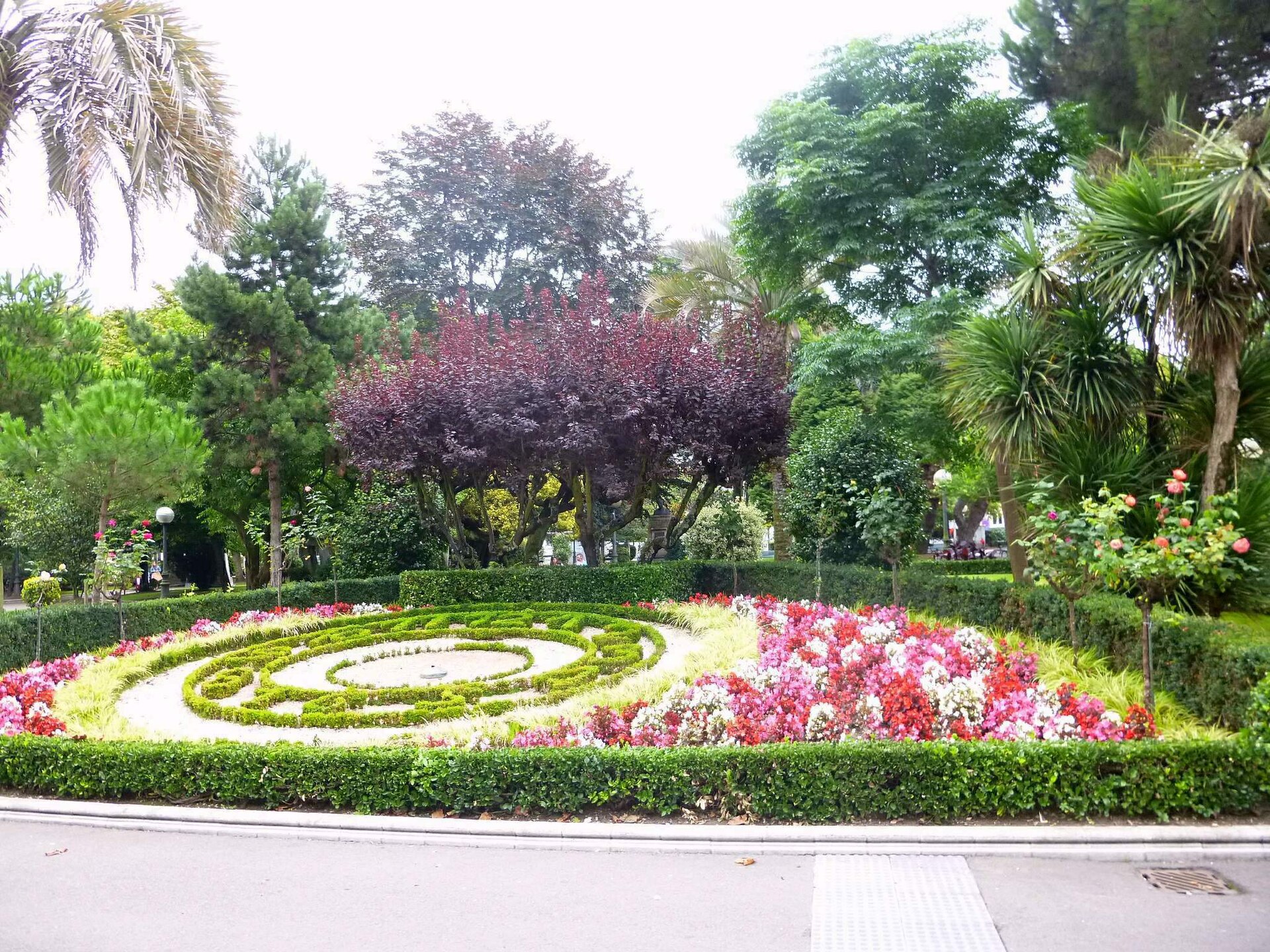 Méndez Núñez garden