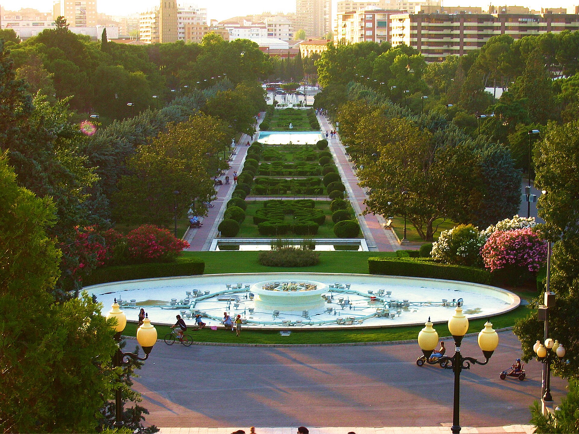 José Antonio Labordeta Grand Park