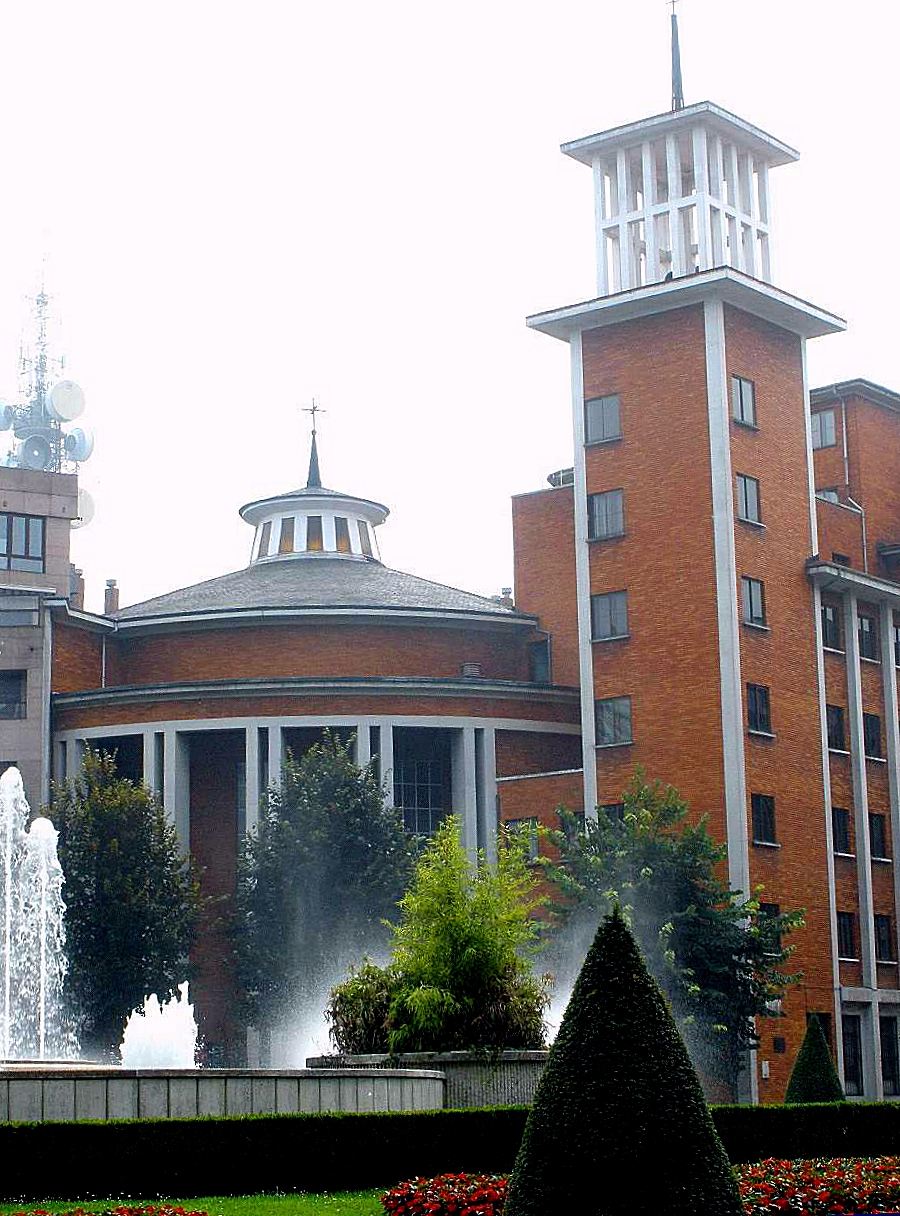 Church of Inmaculado Corazón de María, Oviedo