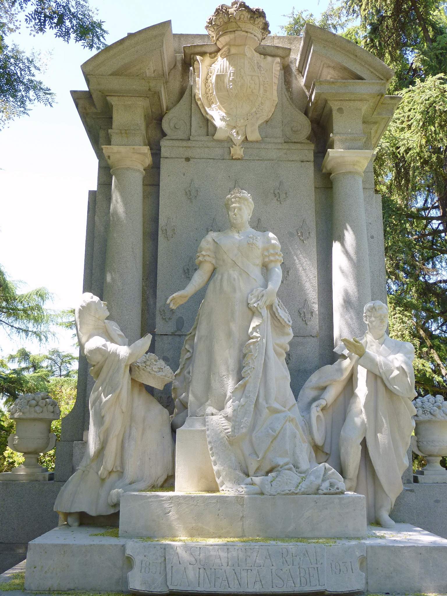 Monumento a la infanta Isabel de Borbón, Madrid