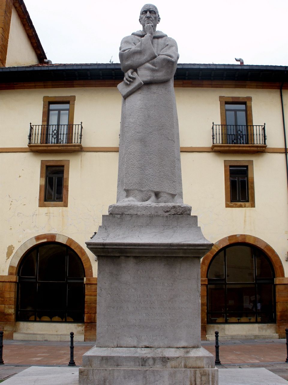 Fray Benito Feijoo (sculpture)