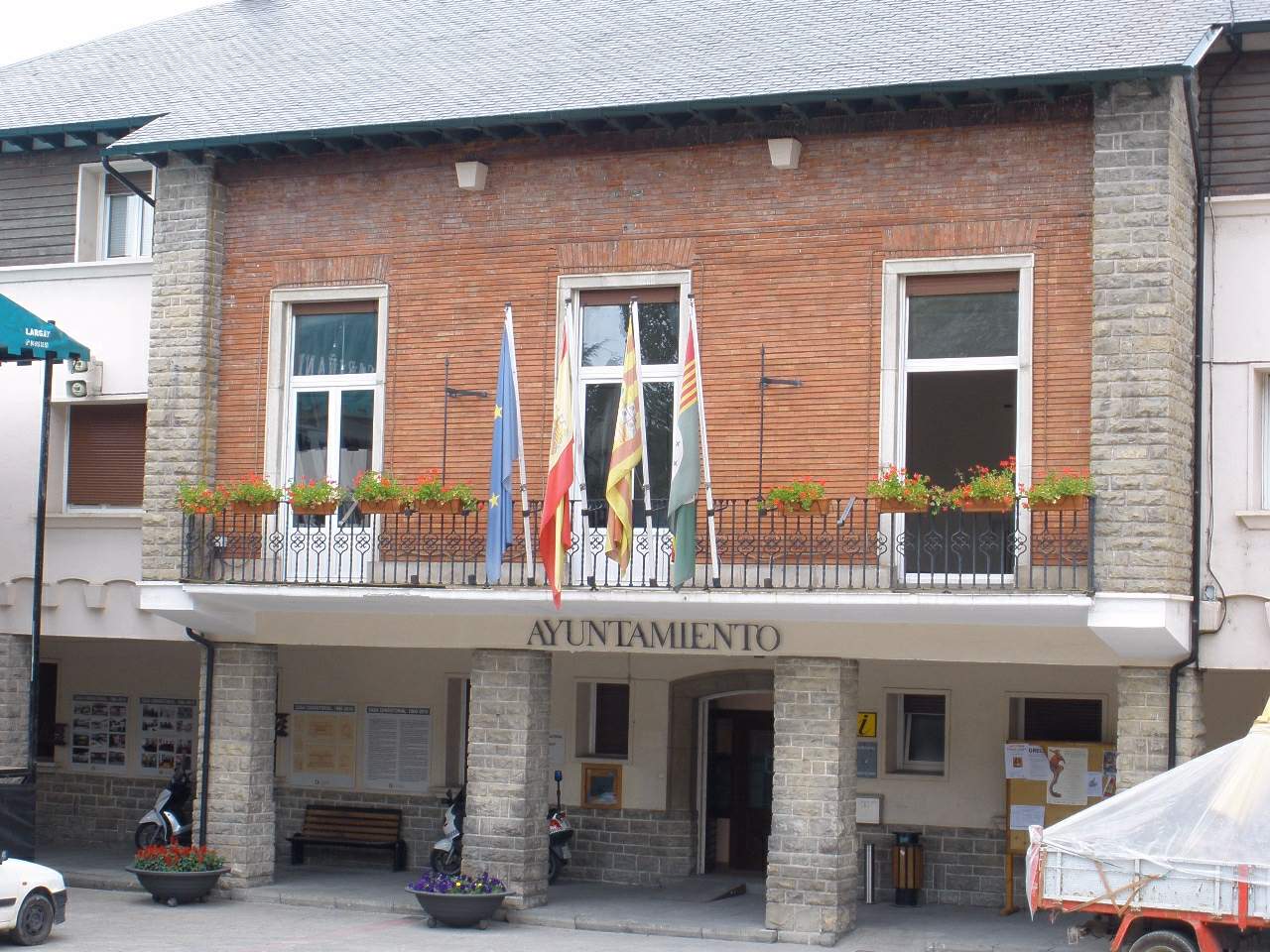 Sabiñánigo town hall