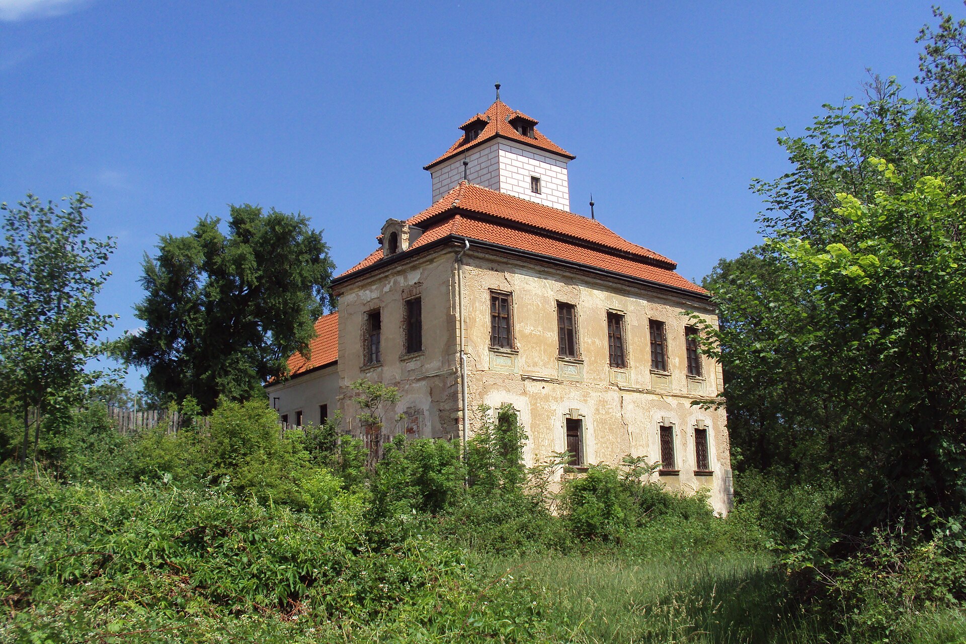 Zámecký areál Lobkovice