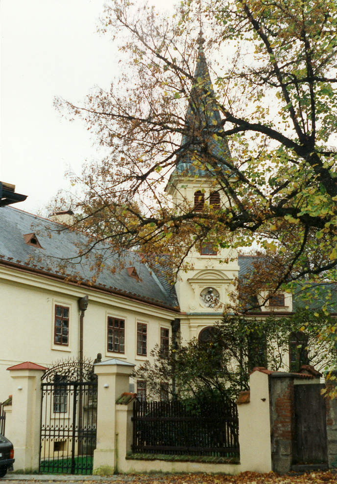 Lužany Castle