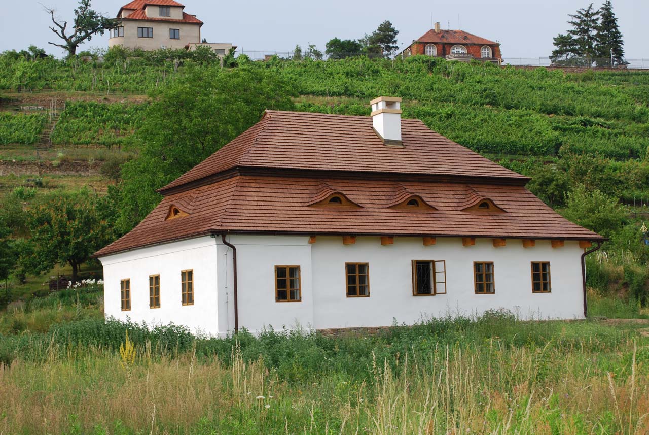 Vineyard house in Modřany