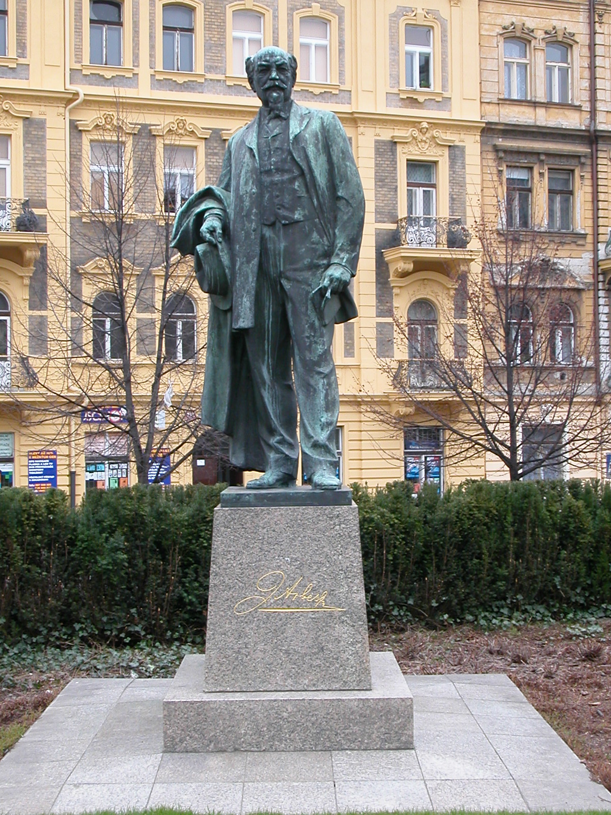 Statue of Jakub Arbes in Smíchov