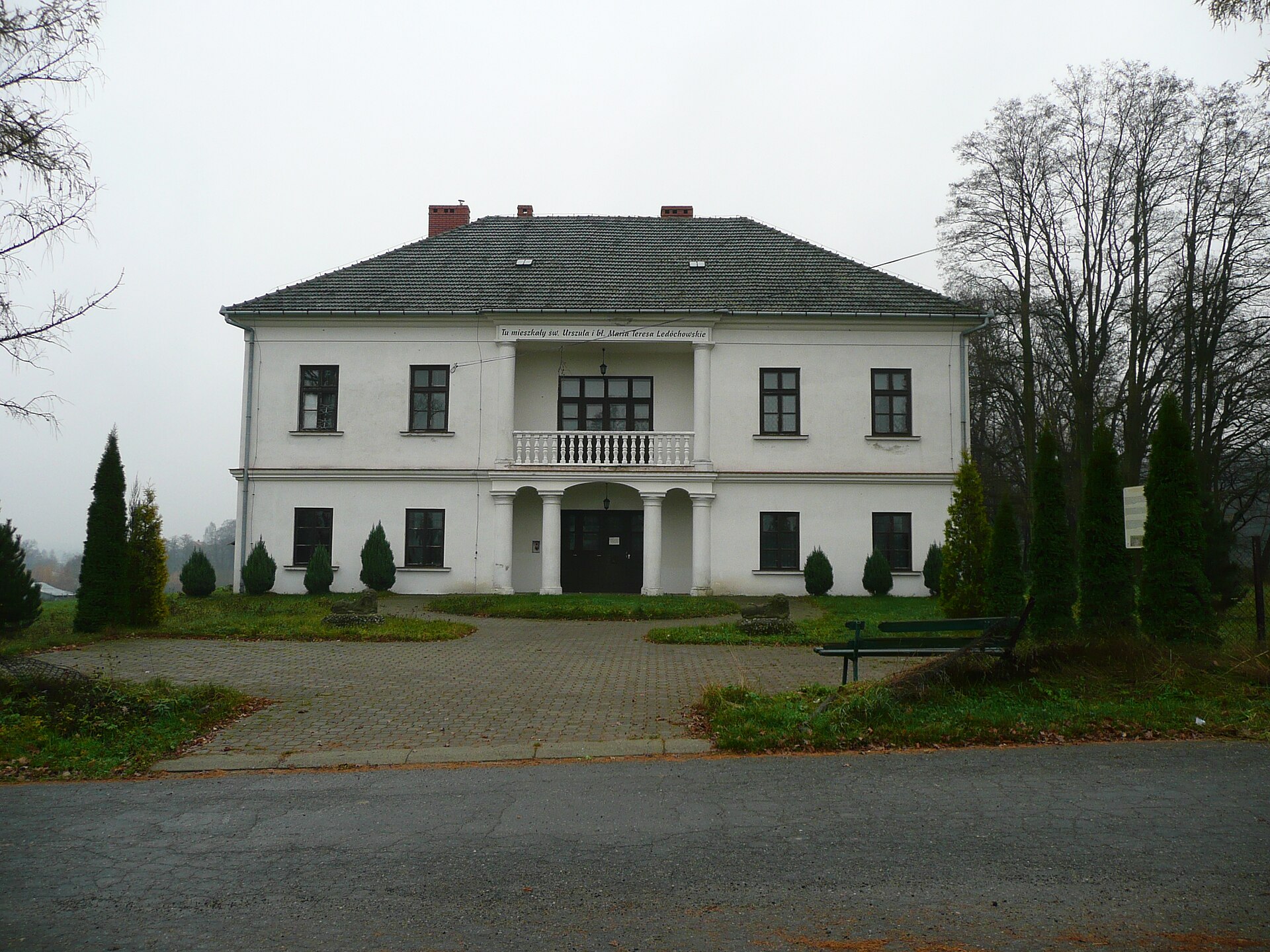 Dwór Ledóchowskich