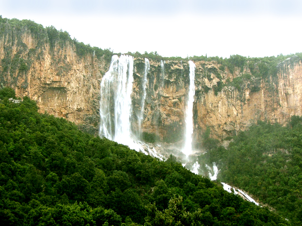 Cascata Lequarci