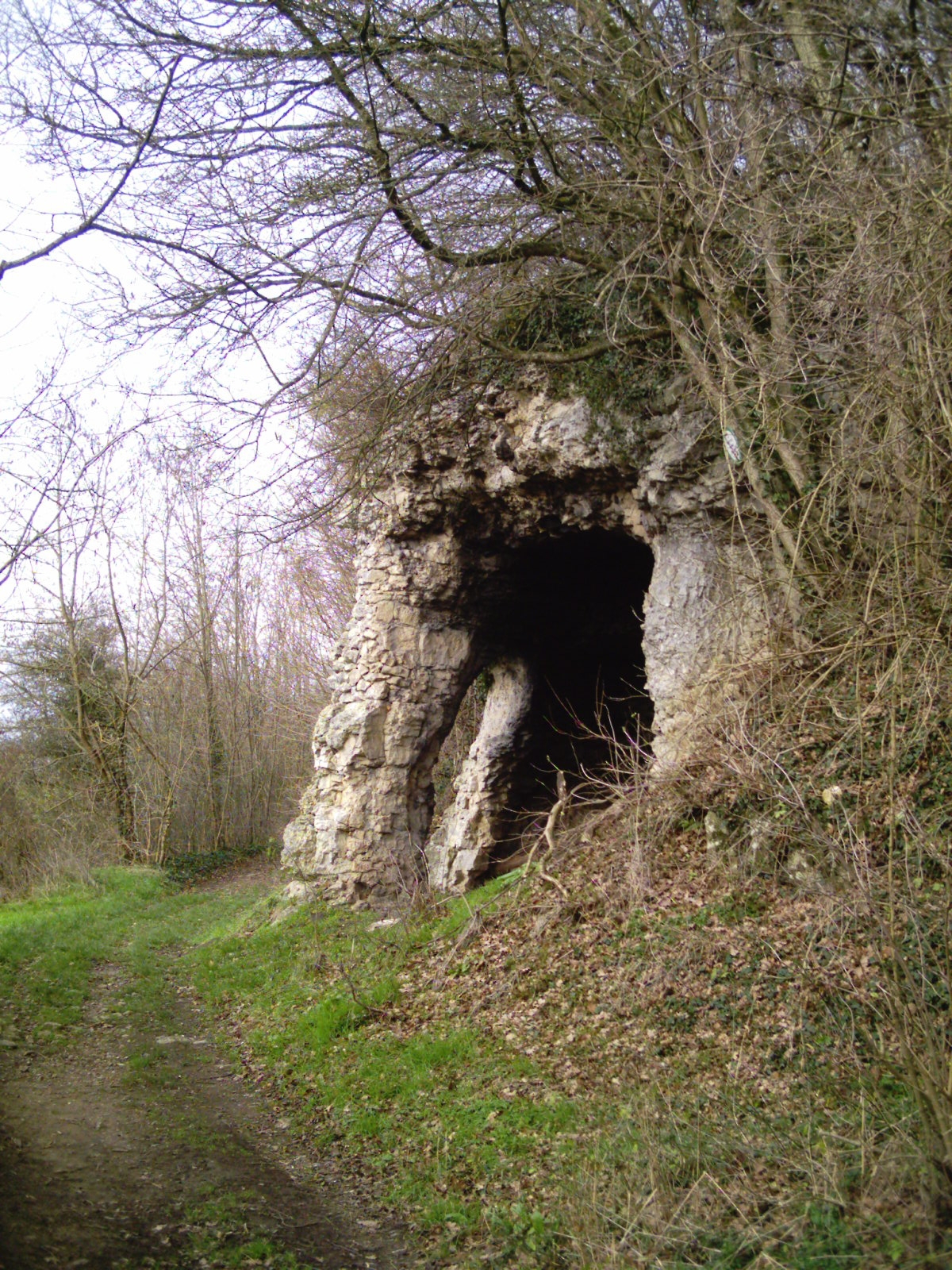 grotte Sainte-Reine