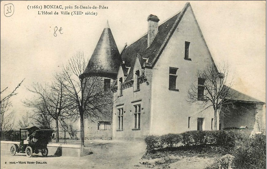 town hall of Bonzac
