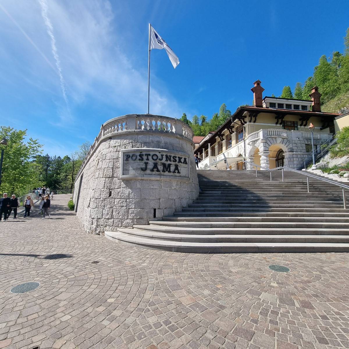 Jaskinia Postojna (Postojnska jama)